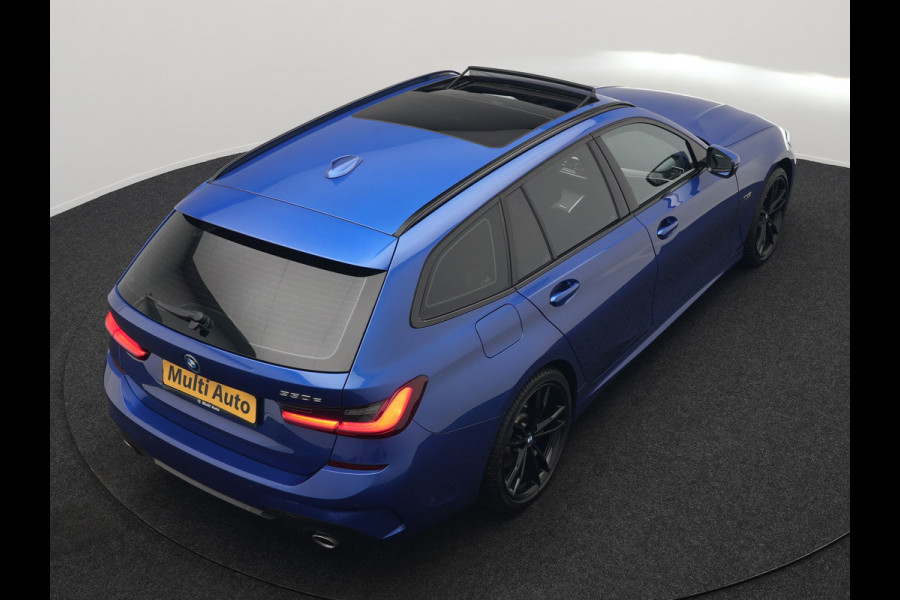 BMW 3 Serie Touring 330e M Sport Plug in Hybrid 293pk Dealer O.H PHEV | Panodak | Adaptive Onderstel | Laser LED | Alcantara Sportstoelen Memory | Head Up | Camera | 19"L.M | Keyless | Apple Carplay | Navigatie | Virtual | DAB |