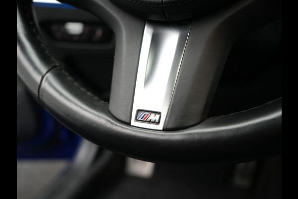 BMW 3 Serie Touring 330e M Sport Plug in Hybrid 293pk Dealer O.H PHEV | Panodak | Adaptive Onderstel | Laser LED | Alcantara Sportstoelen Memory | Head Up | Camera | 19"L.M | Keyless | Apple Carplay | Navigatie | Virtual | DAB |