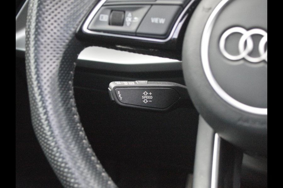 Audi A3 Sportback 35 TFSI S edition | 2X S-Line | Schuifdak | 19 Inch | Black Optic | NL-Auto |