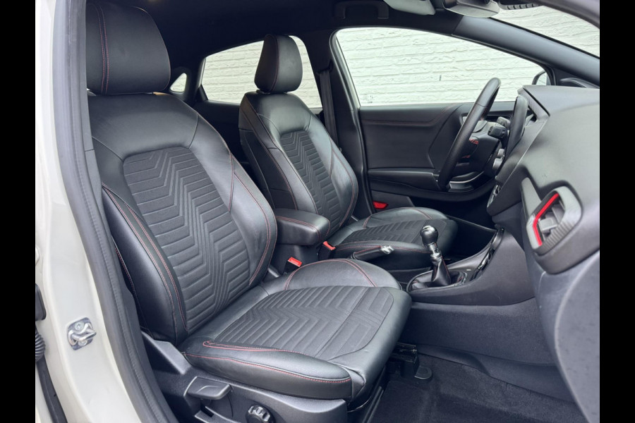 Ford Puma 1.0 EcoBoost Hybrid ST-Line X First Edition Adaptive cruise Climate control Apple/Android LED Parkeercamera Winterpack