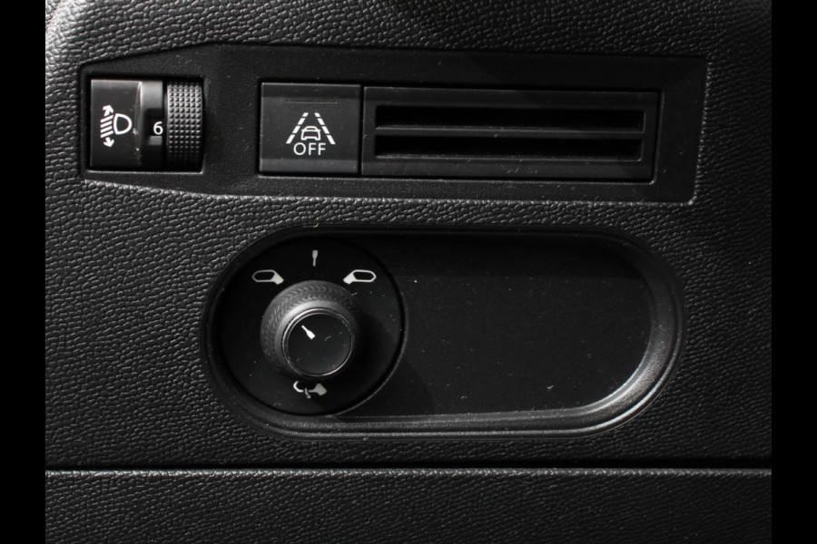 DS DS 3 Crossback 1.2 PureTech 130 PK Automaat Performance Line | Climate Control | Parkeer sensoren Achter | Lichtmetalen velgen