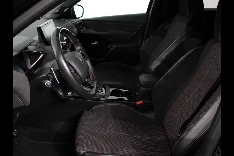 DS DS 3 Crossback 1.2 PureTech 130 PK Automaat Performance Line | Climate Control | Parkeer sensoren Achter | Lichtmetalen velgen