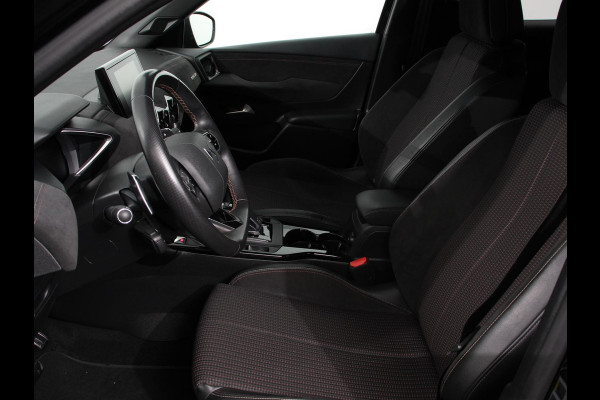 DS DS 3 Crossback 1.2 PureTech 130 PK Automaat Performance Line | Climate Control | Parkeer sensoren Achter | Lichtmetalen velgen