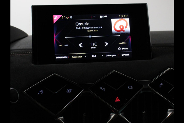 DS DS 3 Crossback 1.2 PureTech 130 PK Automaat Performance Line | Climate Control | Parkeer sensoren Achter | Lichtmetalen velgen