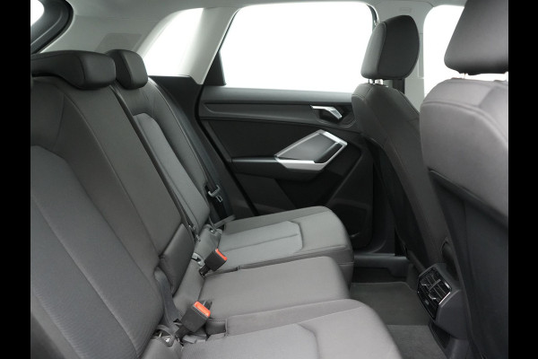 Audi Q3 45 TFSI e S Line Plug In Hybrid 245pk PHEV | Apple Carplay | Navigatie | Blis | Cruise Control | Virtual Cockpit | DAB | L.M"18 |