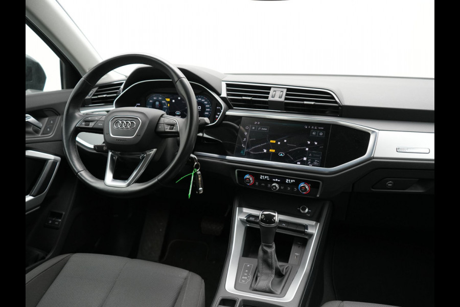 Audi Q3 45 TFSI e S Line Plug In Hybrid 245pk PHEV | Apple Carplay | Navigatie | Blis | Cruise Control | Virtual Cockpit | DAB | L.M"18 |