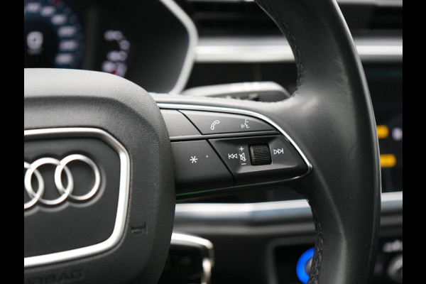 Audi Q3 45 TFSI e S Line Plug In Hybrid 245pk PHEV | Apple Carplay | Navigatie | Blis | Cruise Control | Virtual Cockpit | DAB | L.M"18 |