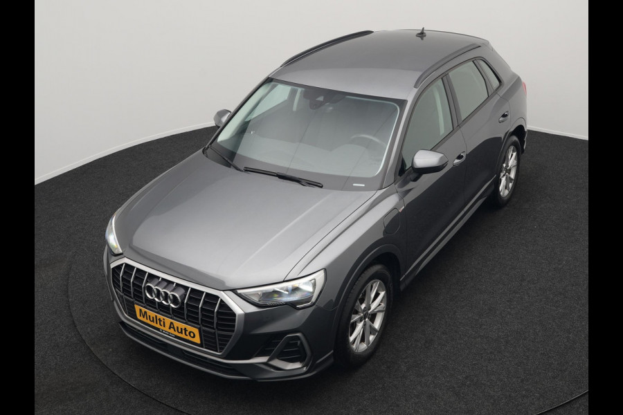 Audi Q3 45 TFSI e S Line Plug In Hybrid 245pk PHEV | Apple Carplay | Navigatie | Blis | Cruise Control | Virtual Cockpit | DAB | L.M"18 |