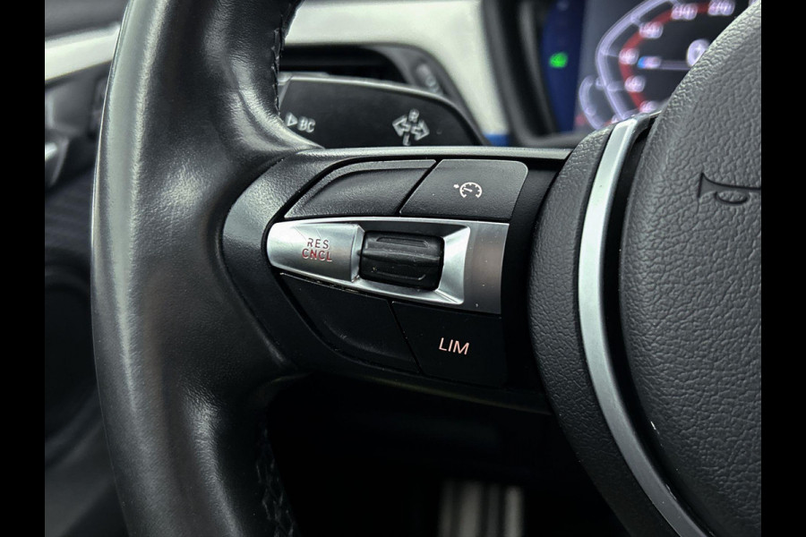 BMW X1 XDrive20i High Executive M-Sport (Goed OnderH, Navi, Camera, Parkeersensoren, StoelV, Climate Control, Cruise Control, Etc)