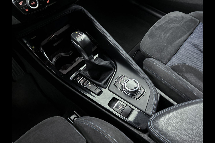 BMW X1 XDrive20i High Executive M-Sport (Goed OnderH, Navi, Camera, Parkeersensoren, StoelV, Climate Control, Cruise Control, Etc)