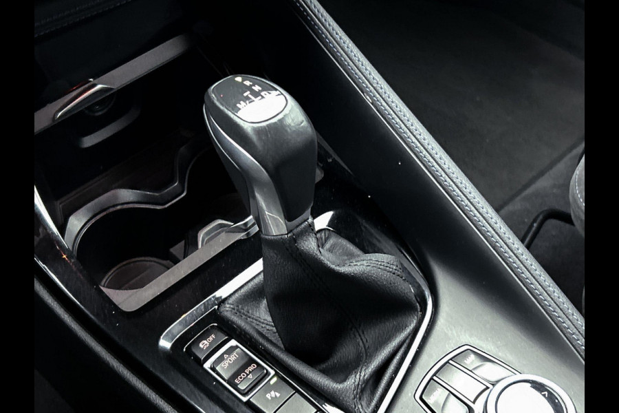 BMW X1 XDrive20i High Executive M-Sport (Goed OnderH, Navi, Camera, Parkeersensoren, StoelV, Climate Control, Cruise Control, Etc)