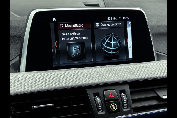 BMW X1 XDrive20i High Executive M-Sport (Goed OnderH, Navi, Camera, Parkeersensoren, StoelV, Climate Control, Cruise Control, Etc)