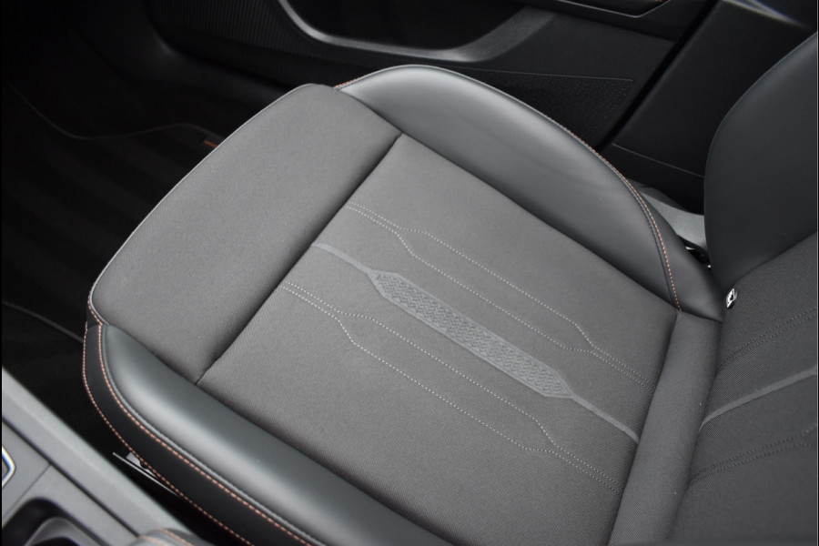 CUPRA Formentor 1.4 e-Hybrid VZ 245 Pk Pano Memory Kuipstoelen Keyless 360 Camera ACC 19 Inch