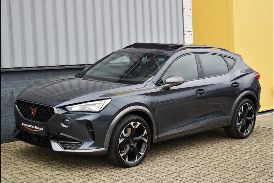 CUPRA Formentor 1.4 e-Hybrid VZ 245 Pk Pano Memory Kuipstoelen Keyless 360 Camera ACC 19 Inch