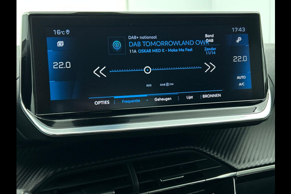 Peugeot 2008 1.2 PureTech 130pk Automaat Allure | Navigatie | Climate Control | Cruise Control | PDC V+A | Camera | Full LED | 17" LM Velgen | Stoelverwarming