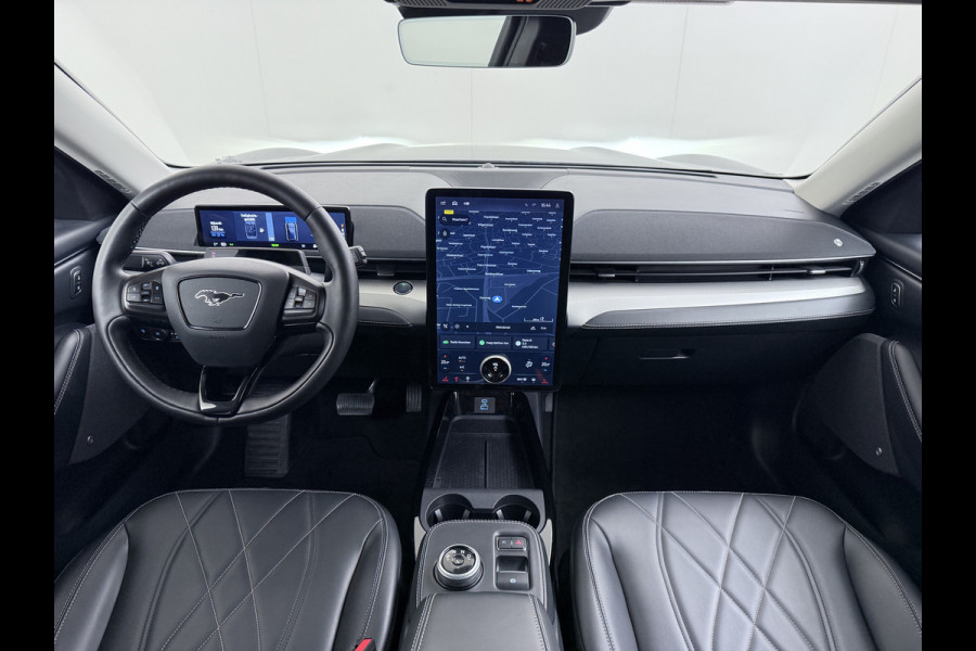 Ford Mustang Mach-E RWD 75 kWh Leer (semi-)Autopilot 360°Topview-Camera Adaptive-Cruise-Control Apple Carplay Bang&Olufsen B&O 18" Elektr.A-K DAB Lane-Assist Keyless-go Autonomous Emergency Braking SOH 94% ESP ASR Verkeersbordherkenning Vermoeidheidsherkenning Dodehoek-Detector 1e Eigenaar Origineel Nederlandse Auto Nieuwprijs €50.426