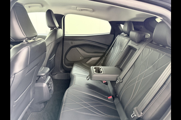 Ford Mustang Mach-E RWD 75 kWh Leer (semi-)Autopilot 360°Topview-Camera Adaptive-Cruise-Control Apple Carplay Bang&Olufsen B&O 18" Elektr.A-K DAB Lane-Assist Keyless-go Autonomous Emergency Braking SOH 94% ESP ASR Verkeersbordherkenning Vermoeidheidsherkenning Dodehoek-Detector 1e Eigenaar Origineel Nederlandse Auto Nieuwprijs €50.426