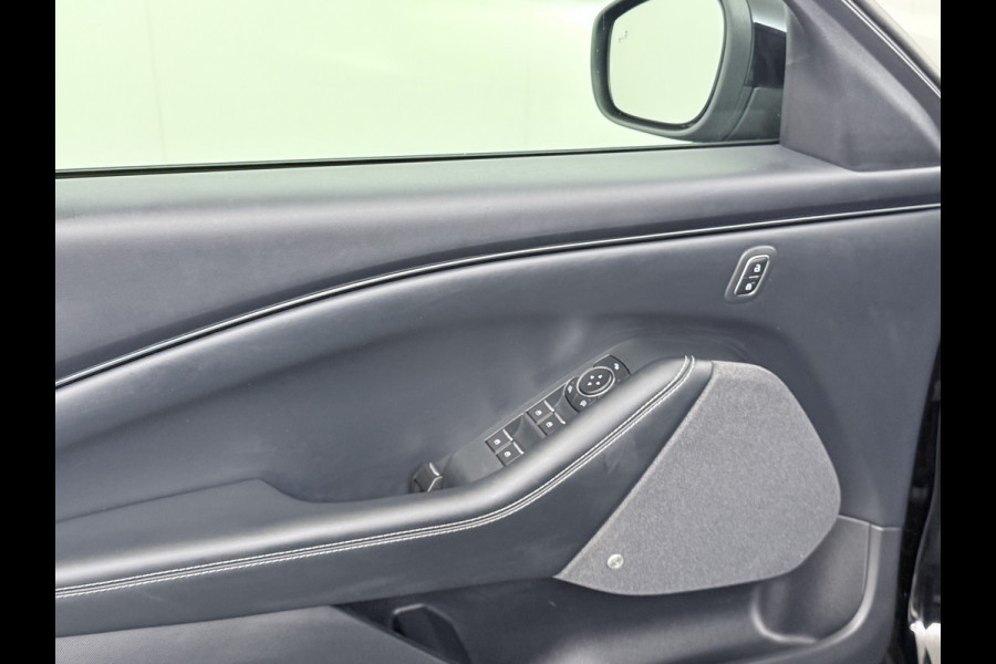 Ford Mustang Mach-E RWD 75 kWh Leer (semi-)Autopilot 360°Topview-Camera Adaptive-Cruise-Control Apple Carplay Bang&Olufsen B&O 18" Elektr.A-K DAB Lane-Assist Keyless-go Autonomous Emergency Braking SOH 94% ESP ASR Verkeersbordherkenning Vermoeidheidsherkenning Dodehoek-Detector 1e Eigenaar Origineel Nederlandse Auto Nieuwprijs €50.426