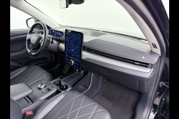 Ford Mustang Mach-E RWD 75 kWh Leer (semi-)Autopilot 360°Topview-Camera Adaptive-Cruise-Control Apple Carplay Bang&Olufsen B&O 18" Elektr.A-K DAB Lane-Assist Keyless-go Autonomous Emergency Braking SOH 94% ESP ASR Verkeersbordherkenning Vermoeidheidsherkenning Dodehoek-Detector 1e Eigenaar Origineel Nederlandse Auto Nieuwprijs €50.426