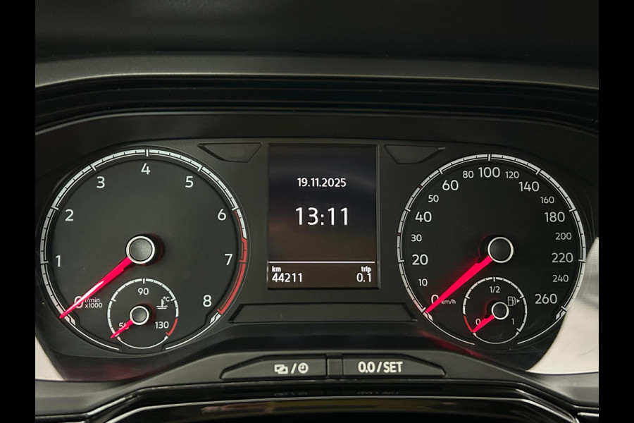 Volkswagen Polo Occasion 1.0 TSI Beats | Grijs | Airco | Tweedehands Volkswagen Polo | Cruisecontrol | Carplay | Stoelverwarming