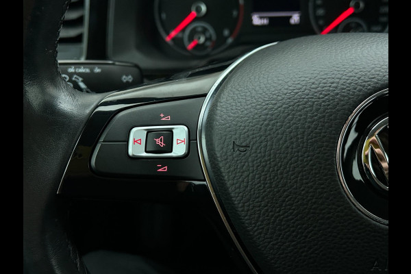 Volkswagen Polo Occasion 1.0 TSI Beats | Grijs | Airco | Tweedehands Volkswagen Polo | Cruisecontrol | Carplay | Stoelverwarming