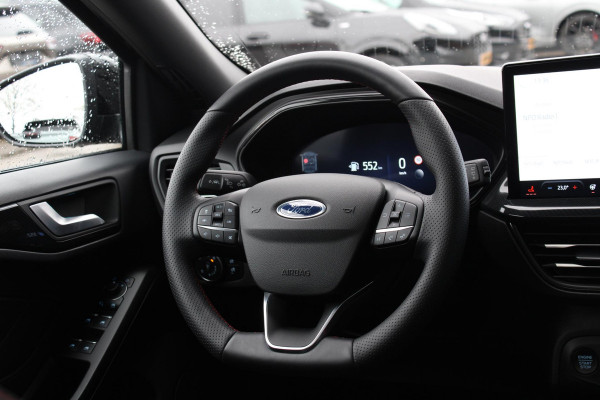 Ford FOCUS Wagon 1.0 EcoBoost Hybrid ST Line X 155pk | Trekhaak afneembaar | Panoramadak | Bang&Olufsen | Adaptive cruise control | Winter Pack | All season banden | Camera