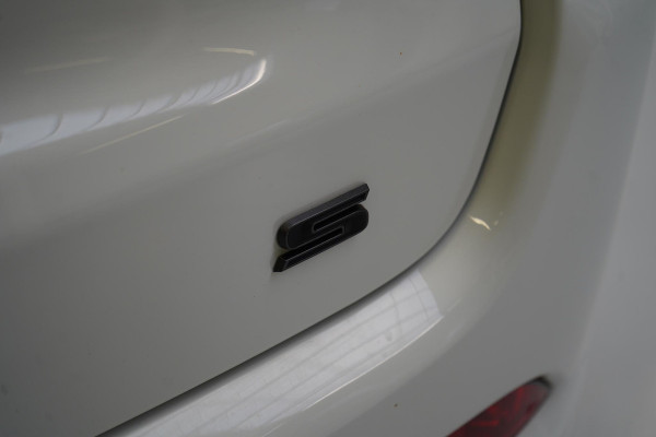 Jeep Compass 4xe 240 Plug-in Hybrid S | Panoramadak | Trekhaak | Leder | Alpine Sound | Memory