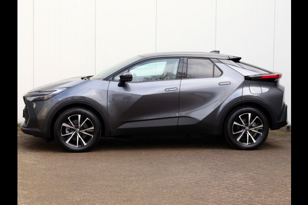 Toyota C-HR 2.0 PHEV 220 Dynamic | Nieuw! | Bi-Tone | Premium Navi |