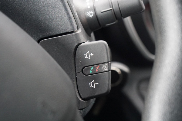 Nissan NV250 1.5 dCi 95 L2H1 Optima + TREKHAAK / CAMERA / SCHUIFDEUR