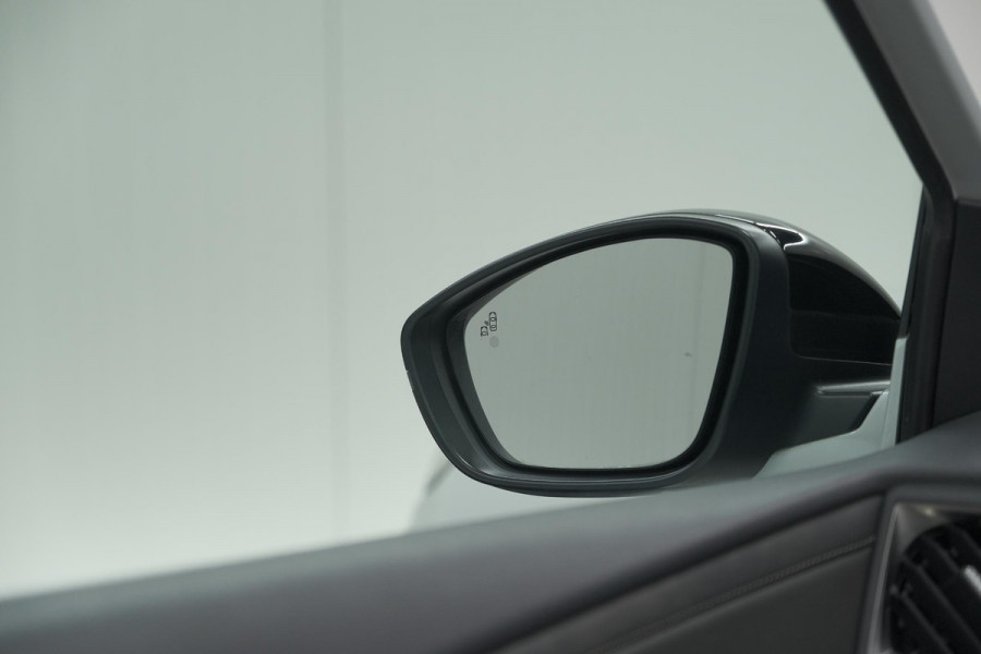 DS Ds 3 Crossback E-Tense So Chic 50 kWh | Allseason Banden | Camera | Dodehoekdetectie | Head-Up Display