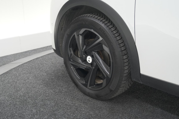 DS Ds 3 Crossback E-Tense So Chic 50 kWh | Allseason Banden | Camera | Dodehoekdetectie | Head-Up Display