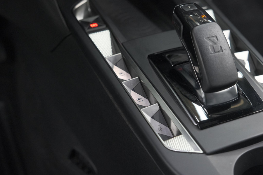 DS Ds 3 Crossback E-Tense So Chic 50 kWh | Allseason Banden | Camera | Dodehoekdetectie | Head-Up Display