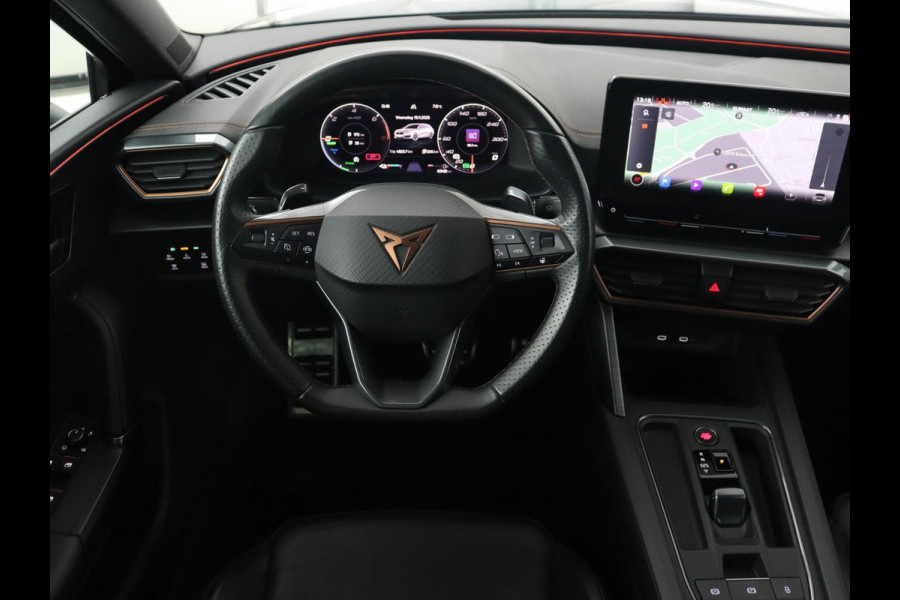 CUPRA Leon 1.4 eHybrid VZ | 245pk | Leder | Stoelverwarming | Memory | Carplay | Navigatie | Sfeerverlichting | Parkeerhulp | Sportstoelen | Keyless | Climate control | Cruise control | PHEV | Plug In