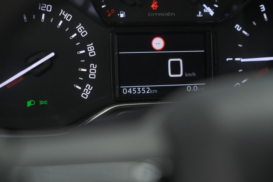 Citroën C3 Aircross PureTech 130 EAT6 Plus | Stoelverwarming | Parkeersensoren | Apple Carplay