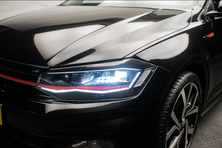 Volkswagen Polo 2.0 TSI GTI Automaat ORG NL [ Panoramadak Beats Virtual Cockpit Camera LED Stoelverwarming Carplay Sfeer ]