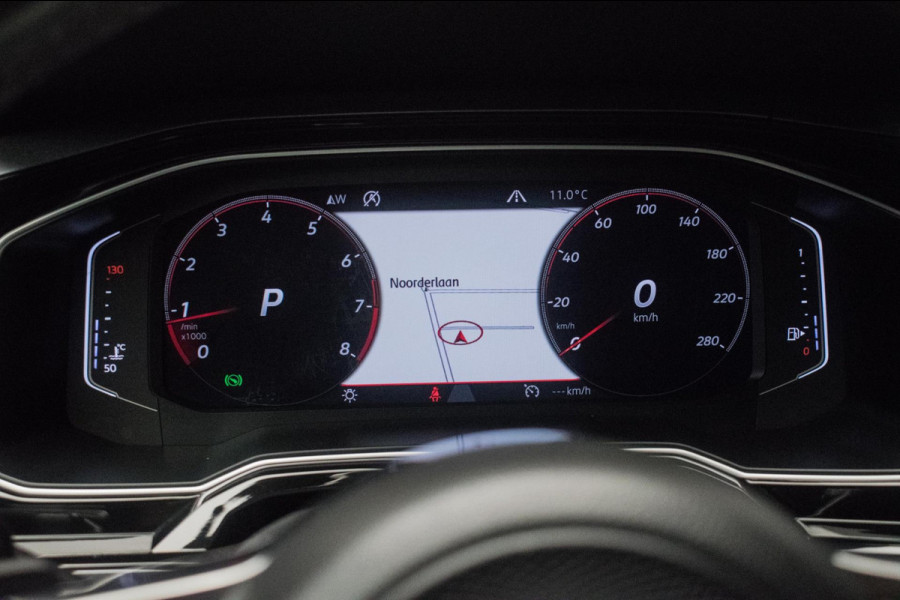 Volkswagen Polo 2.0 TSI GTI Automaat ORG NL [ Panoramadak Beats Virtual Cockpit Camera LED Stoelverwarming Carplay Sfeer ]