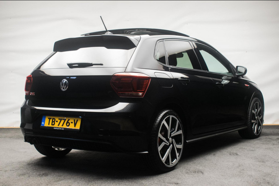 Volkswagen Polo 2.0 TSI GTI Automaat ORG NL [ Panoramadak Beats Virtual Cockpit Camera LED Stoelverwarming Carplay Sfeer ]