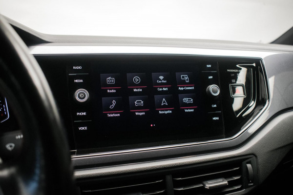Volkswagen Polo 2.0 TSI GTI Automaat ORG NL [ Panoramadak Beats Virtual Cockpit Camera LED Stoelverwarming Carplay Sfeer ]