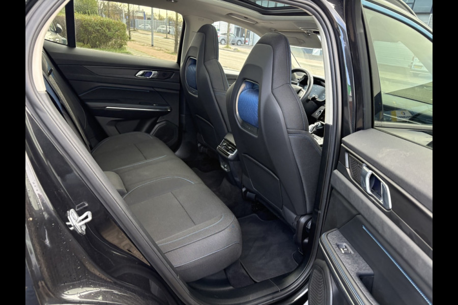 Lynk & Co 01 1.5 Panodak, carplay, automaat