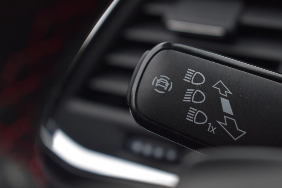 Seat Ateca 1.5 TSI 4DRIVE FR Business Intense Virtual Lane 360C Trekhaak ACC BBD