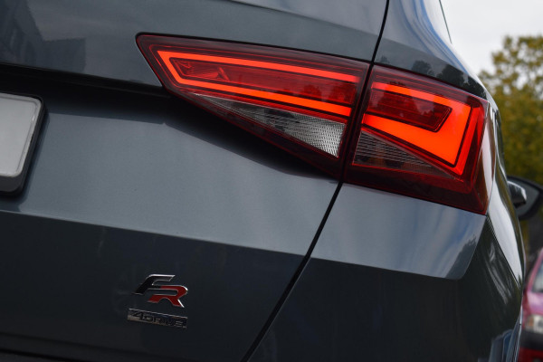 Seat Ateca 1.5 TSI 4DRIVE FR Business Intense Virtual Lane 360C Trekhaak ACC BBD