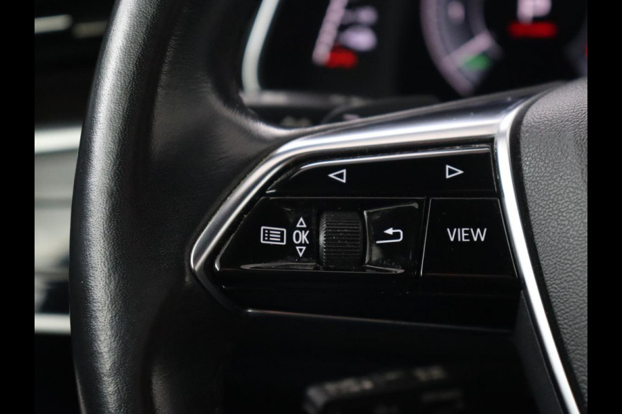 Audi A6 50 TFSIe quattro S edition | Panoramadak | Adaptive cruise | Nappaleder | Stoel & stuurverwarming | Camera | Trekhaak | Keyless | Adaptief onderstel | Carplay | Navigatie | Matrix LED | Getint glas | PHEV | Plug In