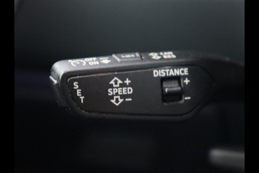 Audi A6 50 TFSIe quattro S edition | Panoramadak | Adaptive cruise | Nappaleder | Stoel & stuurverwarming | Camera | Trekhaak | Keyless | Adaptief onderstel | Carplay | Navigatie | Matrix LED | Getint glas | PHEV | Plug In