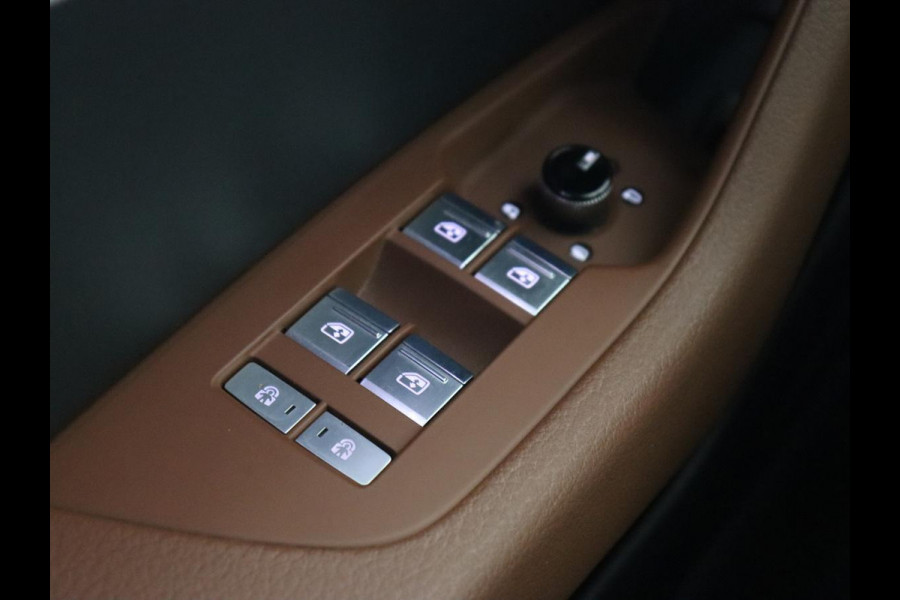 Audi A6 50 TFSIe quattro S edition | Panoramadak | Adaptive cruise | Nappaleder | Stoel & stuurverwarming | Camera | Trekhaak | Keyless | Adaptief onderstel | Carplay | Navigatie | Matrix LED | Getint glas | PHEV | Plug In