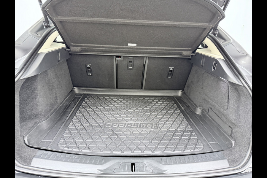 Jaguar I-PACE EV400 AWD Business Edition S 90kWh Leder 360°Camera Meridian®-Audio Stoel+Stuurverwarming Navi Ecc Apple Carplay Android Auto Cr Voorruitverwarming DAB+ Led Verkeersbord detectie Rijstrooksensor Wifi SOH 89% Origineel Nederlandse Auto Nieuwprijs  €72.475,-