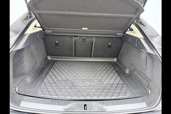 Jaguar I-PACE EV400 AWD Business Edition S 90kWh Leder 360°Camera Meridian®-Audio Stoel+Stuurverwarming Navi Ecc Apple Carplay Android Auto Cr Voorruitverwarming DAB+ Led Verkeersbord detectie Rijstrooksensor Wifi SOH 89% Origineel Nederlandse Auto Nieuwprijs  €72.475,-