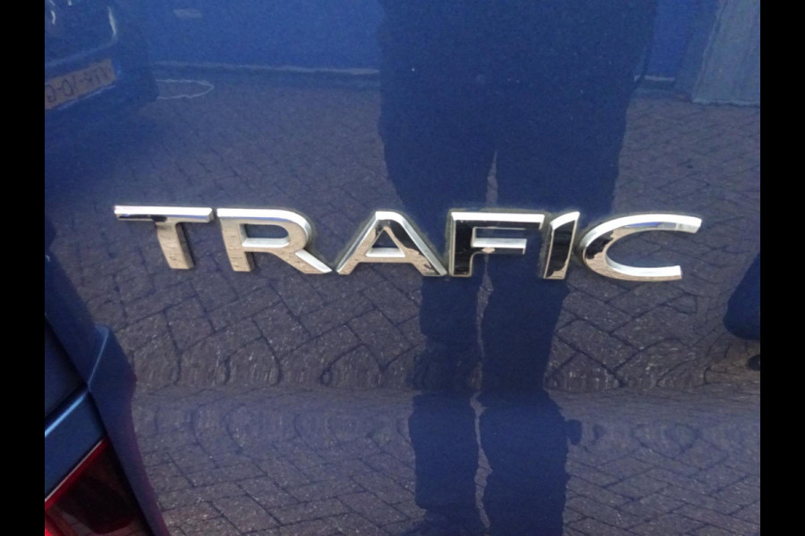 Renault Trafic 2.0 dCi 120 T29 L2H1 DUBBELE CABINE 6 PERSOONS AIRCO NAVI