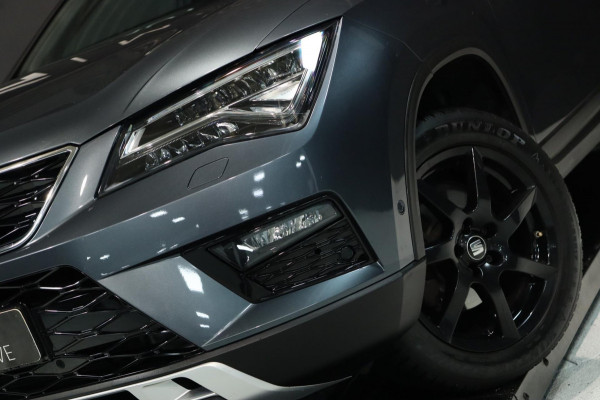 Seat Ateca 1.5 TSI Xcellence / PANODAK / BEATS / KEYLESS / ACC / CAMERA