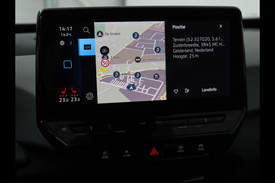 Volkswagen ID.3 First Plus 58 kWh | Trekhaak | Stoelverwarming | Camera | Matrix LED | 20'' | Stuurverwarming | Navigatie | Verlaagd onderstel | Adaptive cruise | Sfeerverlichting | Climate control