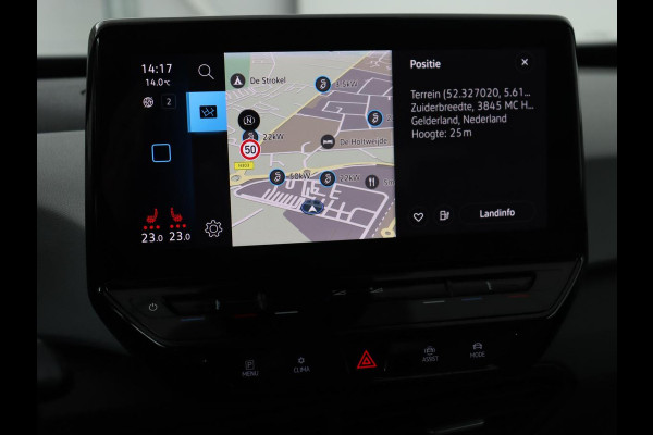 Volkswagen ID.3 First Plus 58 kWh | Trekhaak | Stoelverwarming | Camera | Matrix LED | 20'' | Stuurverwarming | Navigatie | Verlaagd onderstel | Adaptive cruise | Sfeerverlichting | Climate control